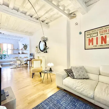 La Casa Del Pesce - Within The Historical Walls Of *