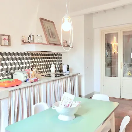 Apartment La Casa Del Pesce - Within The Historical Walls Of